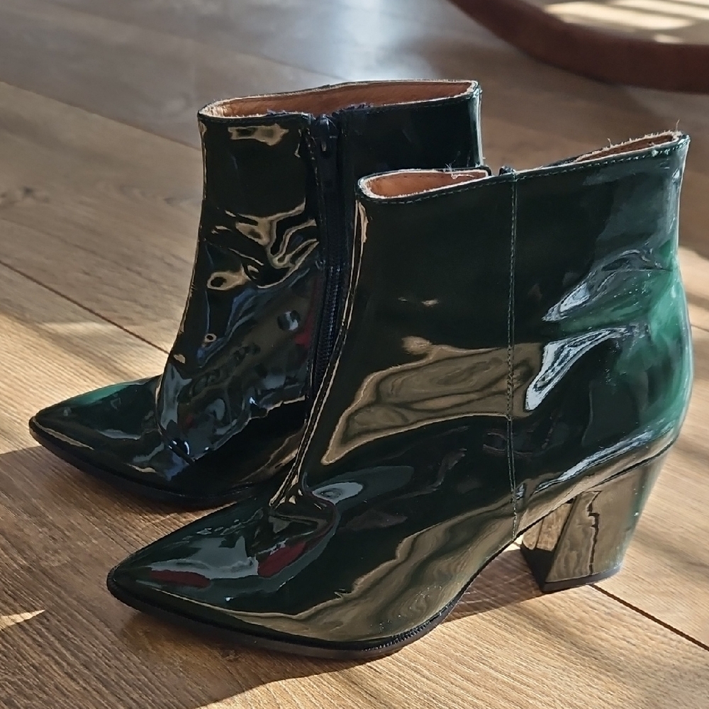 Green Patent Leather Ankle Boots Size 38 Block Heel Made In Spain - Picture 3 of 7